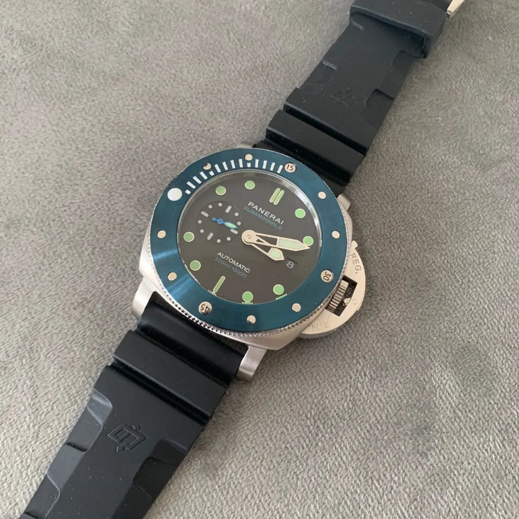 black Panerai Submersible Blue Bezel - Hình 3