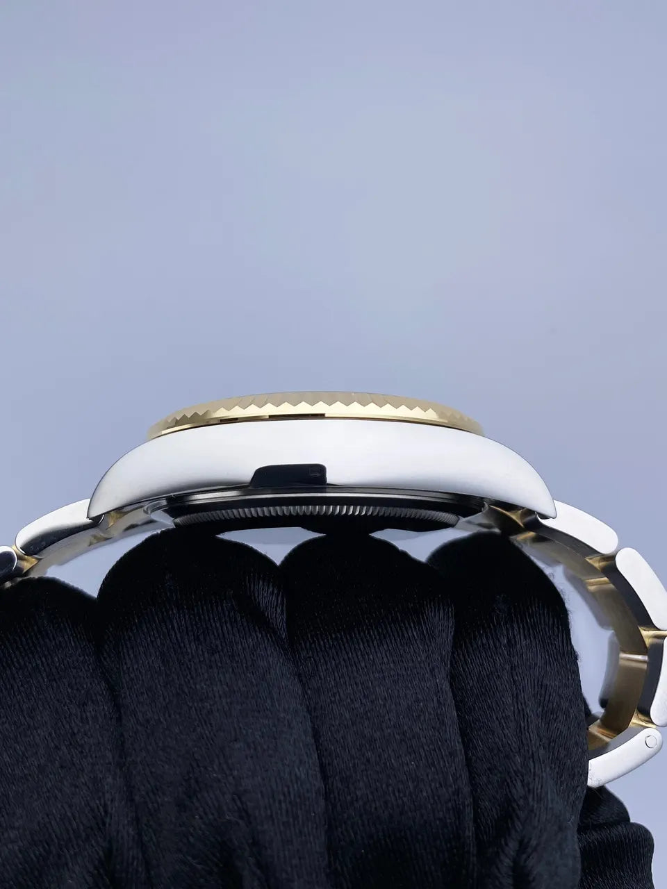 Rolex Sky-Dweller Two-Tone - Hình 2